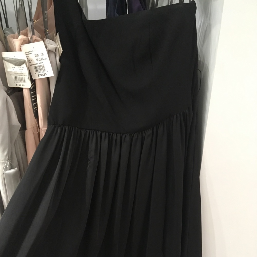 A Vera wang black one arm strap dress
